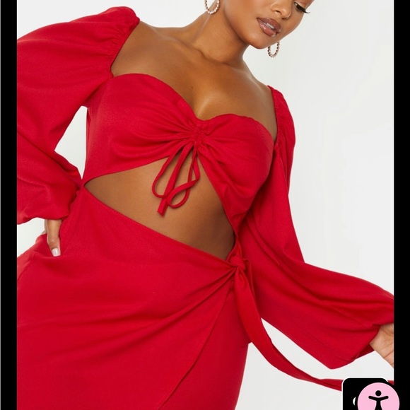 Pretty Little Thing - Plus Red Ruched Cut Out Bodycon Dress size 16 (UK size) - Picture 2 of 6